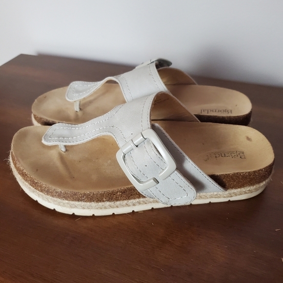 Bjorndal Penelope T-strap Sandals Womens‎ 8 Khaki Boho Lagenlook Casual - Picture 12 of 12